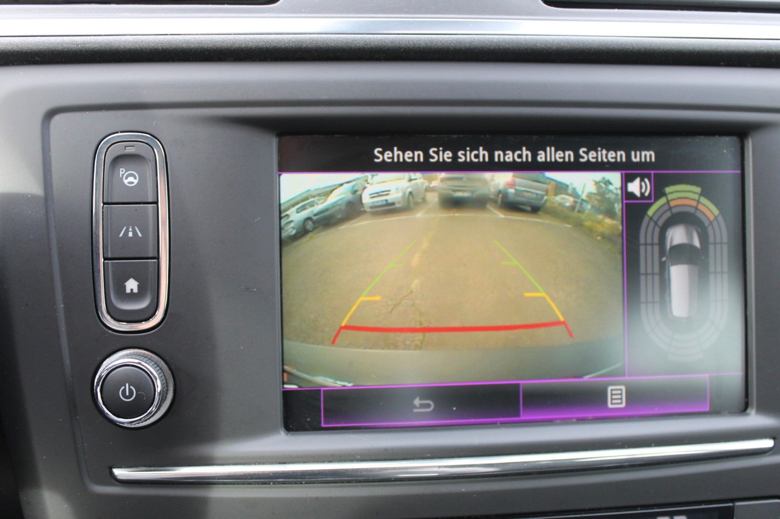 Fahrzeugabbildung Renault Kadjar Crossborder Automatik*Navi*Leder*Bose