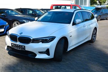 BMW 330 - 1