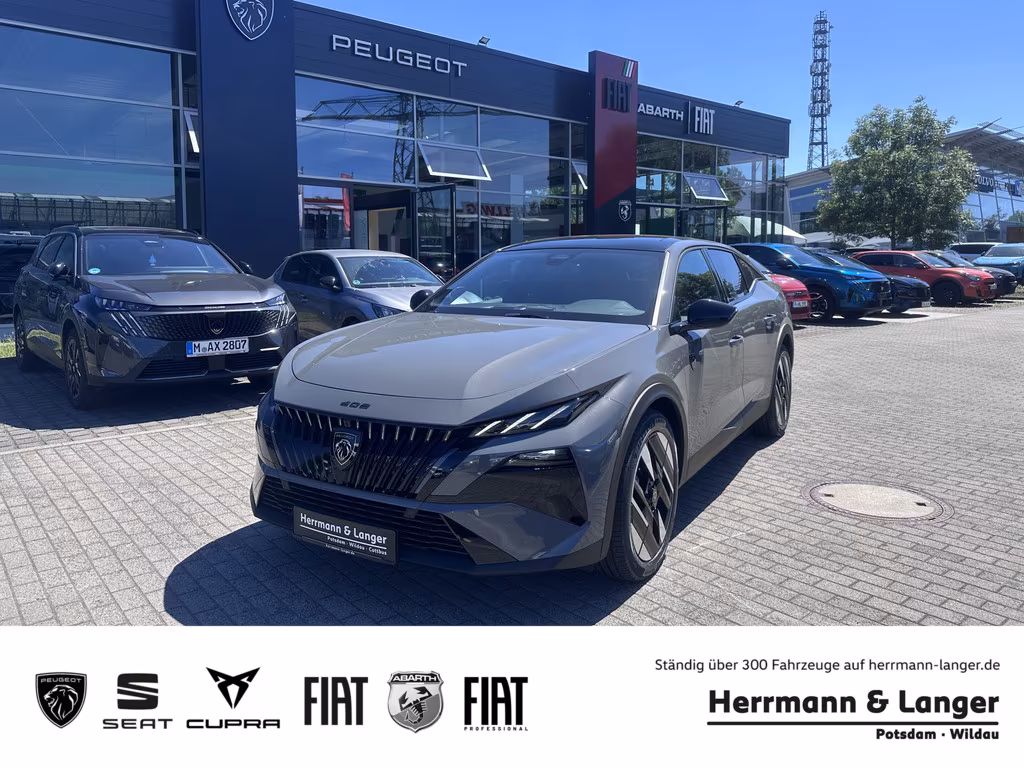 Peugeot 408 GT Exclusive Hyb 145 DSC6