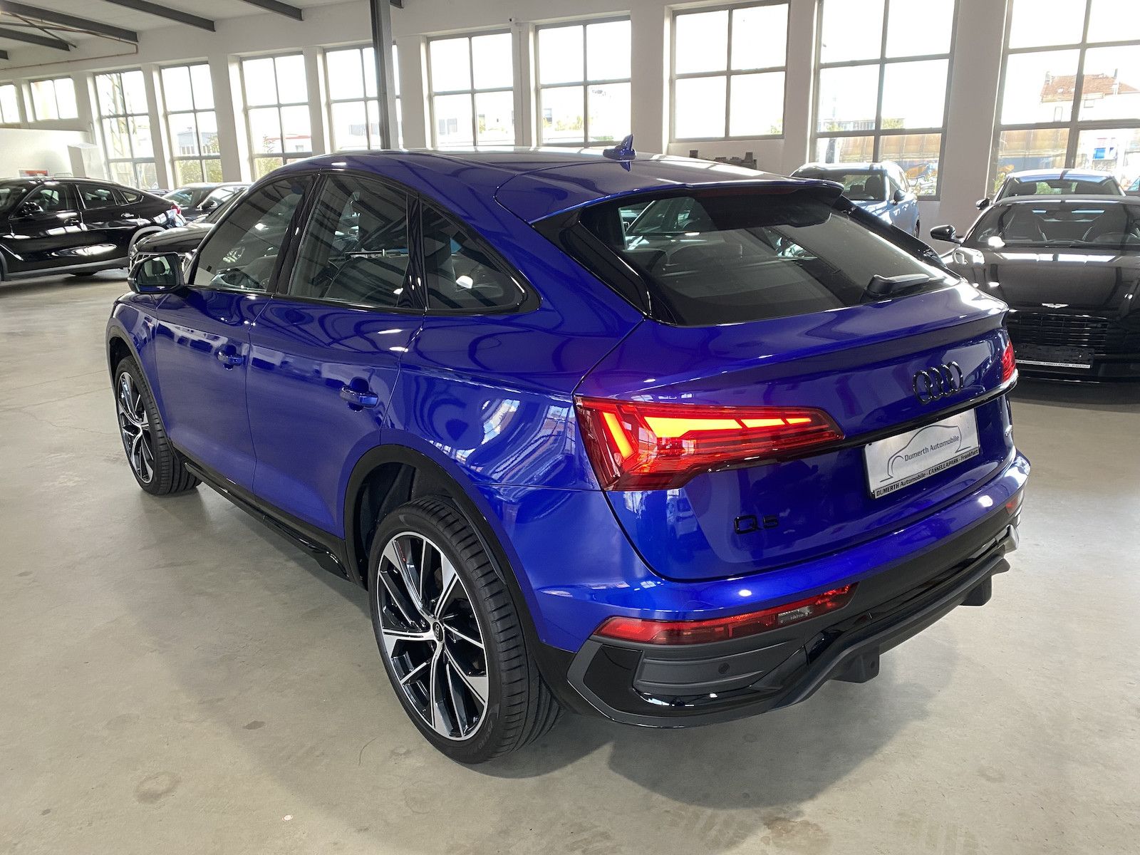 Fahrzeugabbildung Audi Q5 Sportback 40 TDI S line/Pano/Raute/Matrix/21