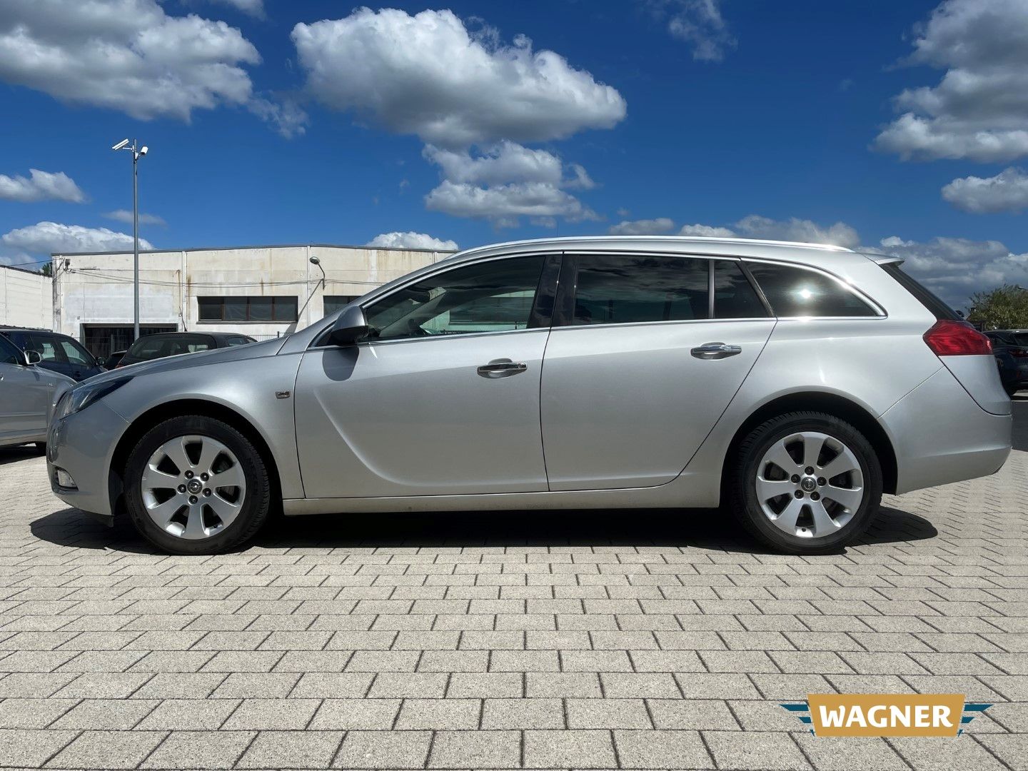 Fahrzeugabbildung Opel Insignia A Sports Tourer Innovation 2.0 CDTI