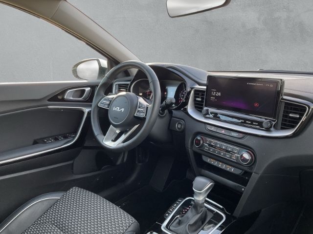 Fahrzeugabbildung Kia XCeed SPIRIT 1.5 T-GDI *XCLUSIVE-PAKET*NAVIGATIO
