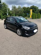 Kia Rio 1.4 Dream-Team Edition Dream-Team Edition - Kia Rio von privat