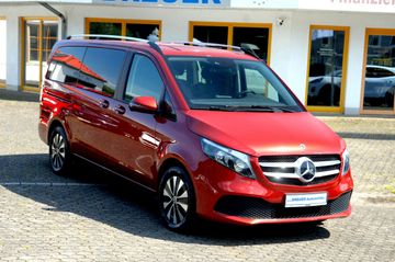 Mercedes V 220 - 4
