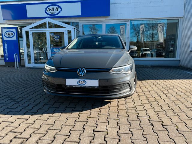 Volkswagen Golf VIII Lim. Active 2.0 TDI DSG Vitrutal*AHK