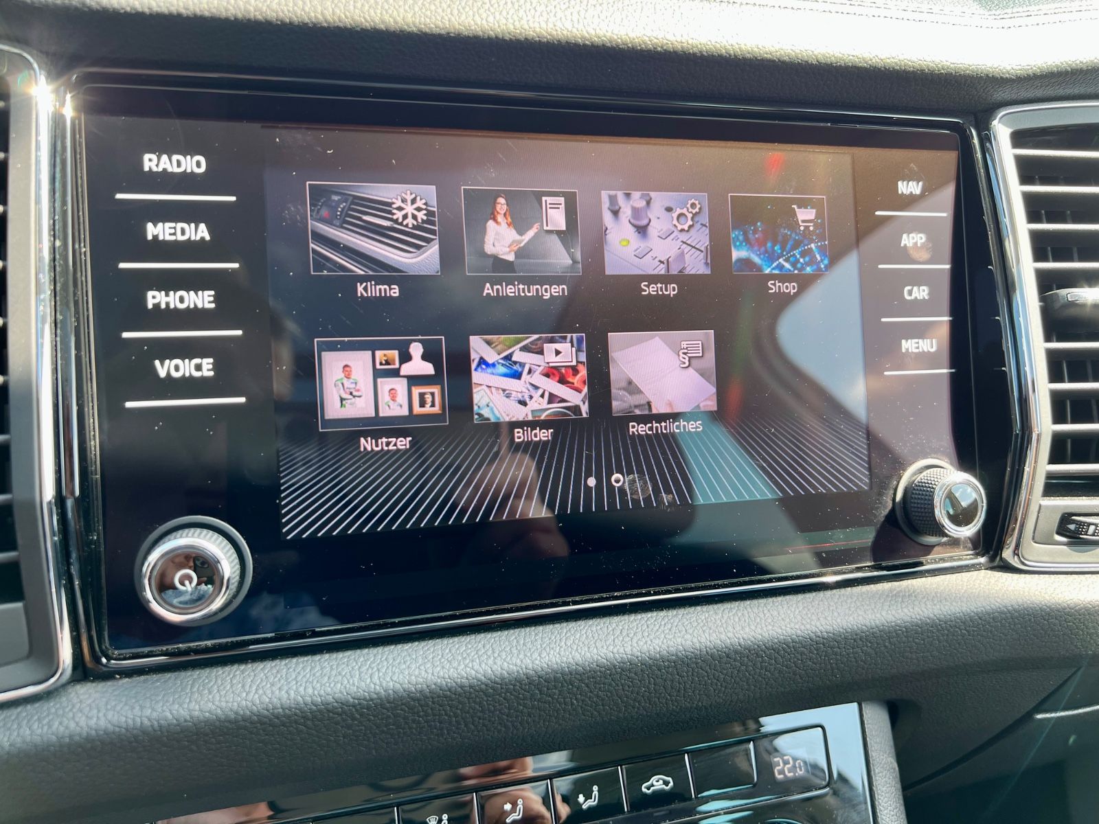 SKODA Kodiaq Ambition 7-SITZE AAC SCHIEBEDACH KAMERA
