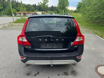 Volvo XC70 - 11