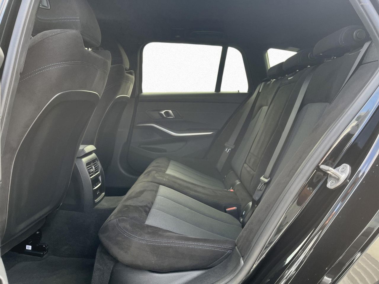 BMW 320 - Bild 17