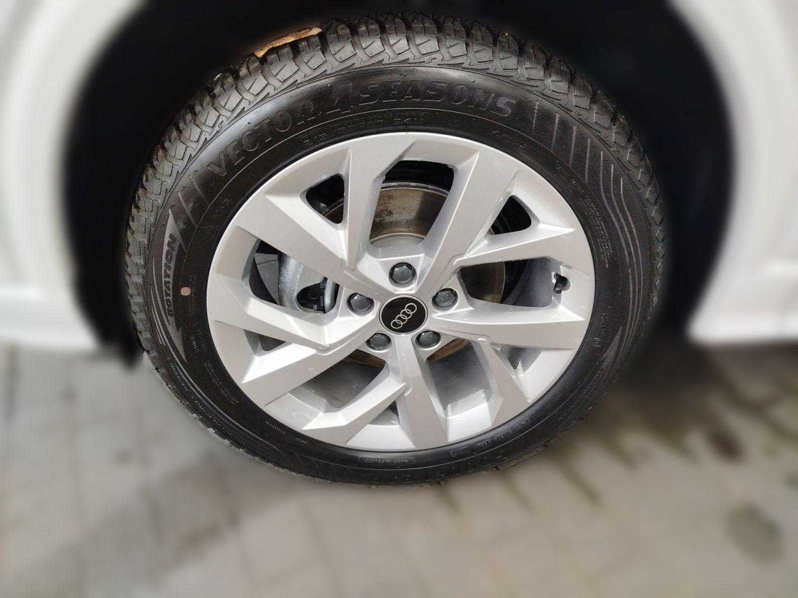 Audi Q2 35 TFSI advanced S tronic LED APP KAMERA