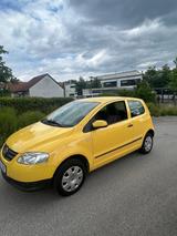 Volkswagen Fox 1.2 -TÜV neu - wenig KM  - Volkswagen Fox in München
