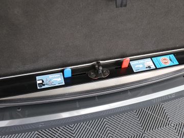 Volkswagen Caddy Maxi 1.5TSI DSG NAVI ACC ROLLSTUHLRAMPE