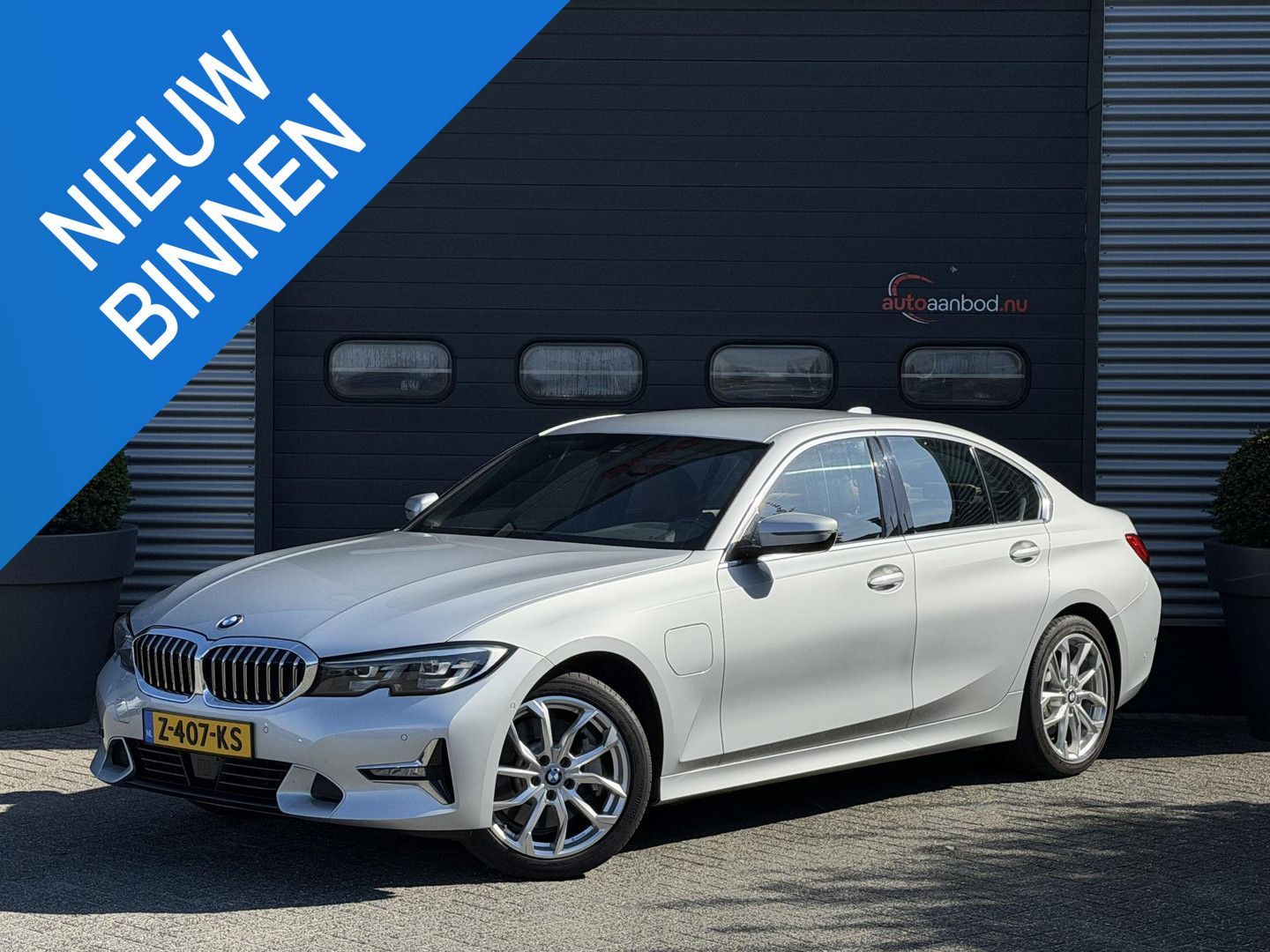 BMW 330 3-serie 330e High Executive | kamera | navi