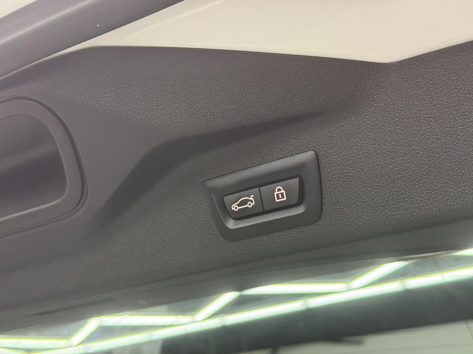 BMW X7 M50i xDrive V8 2.HD*PANO*ACC*HEAD-UP*H/K*LUF