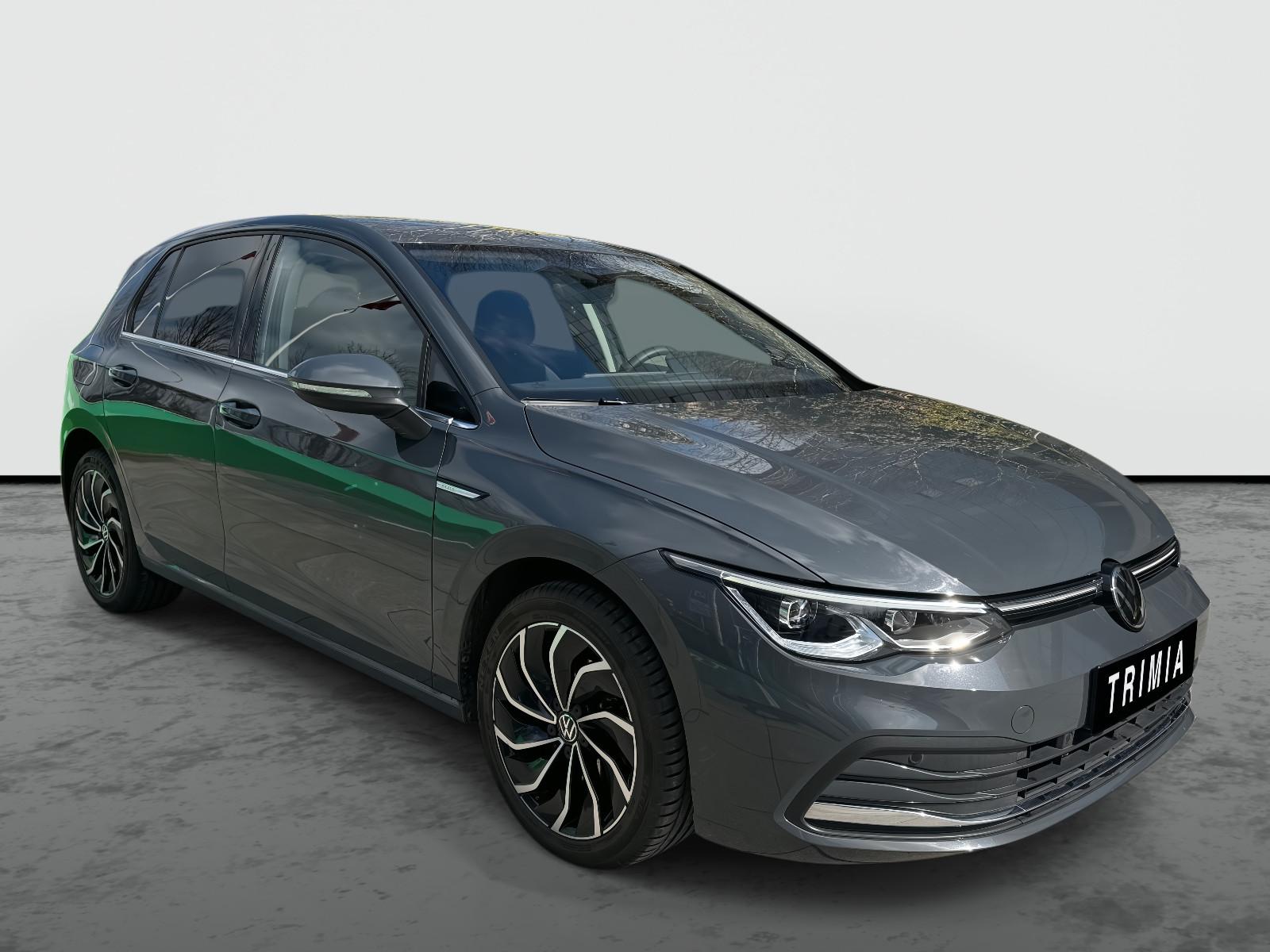 Volkswagen Golf VIII 1.5 STYLE | LED | AHK | EL.SITZ | KAM