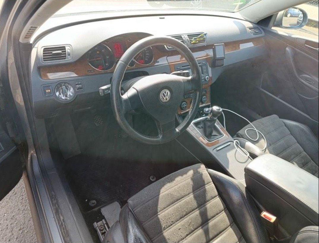 Volkswagen Passat 2006 — photo 11