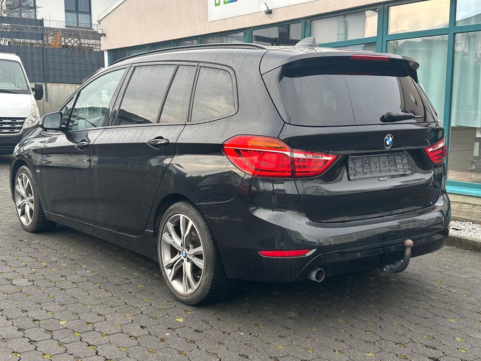 Fahrzeugabbildung BMW 216 Gran Tourer D Sport Line LED+PDC+MFL+NAVI+