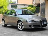 Alfa Romeo 147 1.6 BENZINA 105cv / 39.000km / Un - graue Alfa Romeo 147
