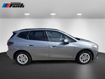 BMW 220i Active Tourer DAB LED Komfortzg. Shz