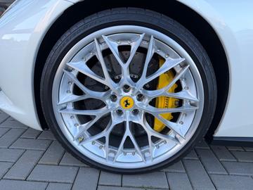 صورة 4 لـ 2020 Ferrari GTC4LUSSO
