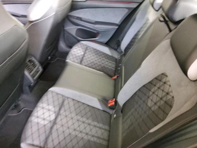 Volkswagen Golf - Bild 5
