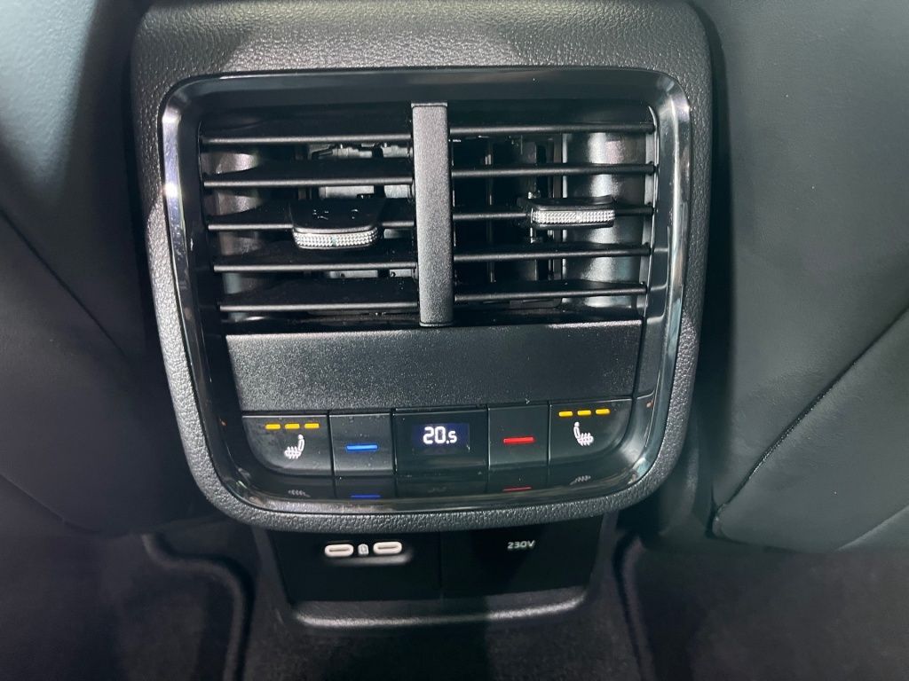 Fahrzeugabbildung SKODA Octavia Combi 2.0 TDI DPF RS Plus 4x4 (EURO 6d)