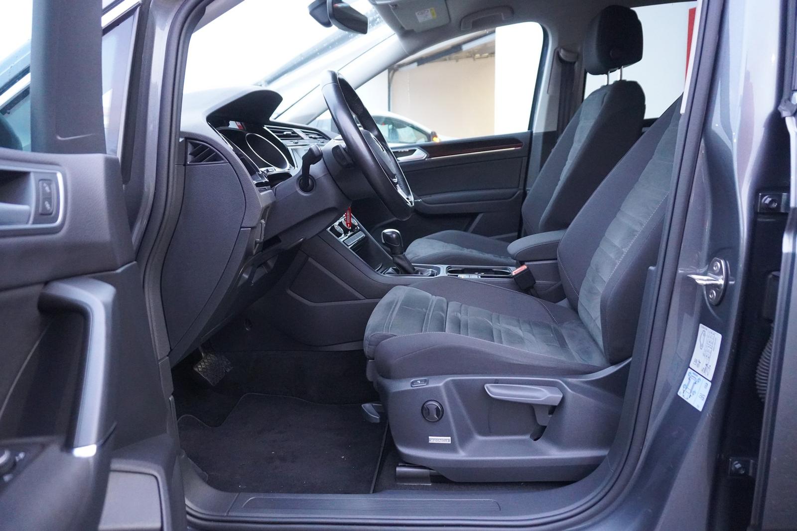 Volkswagen Touran 1.5 TSI DSG Highline LED Navi DAB ACC PDC, миниатюра 9