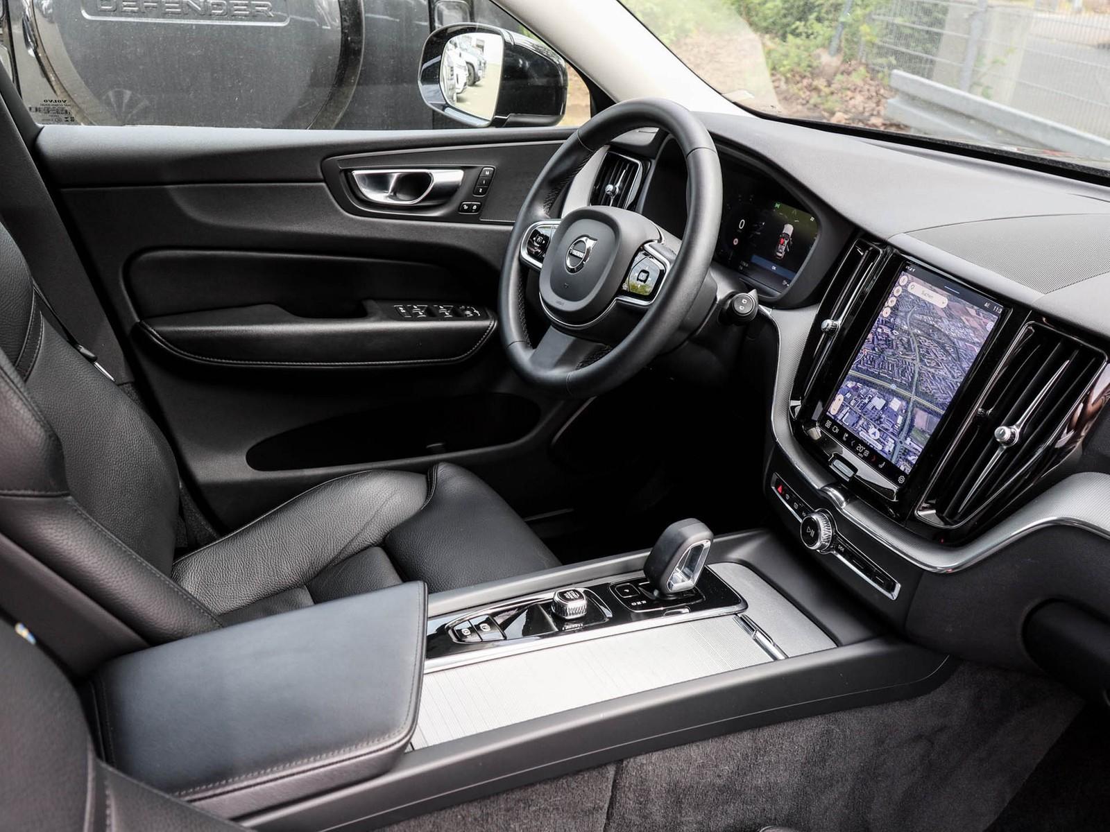 Volvo XC60 B4 (D) Plus Bright 2WD Rückfahrkamera 360 S