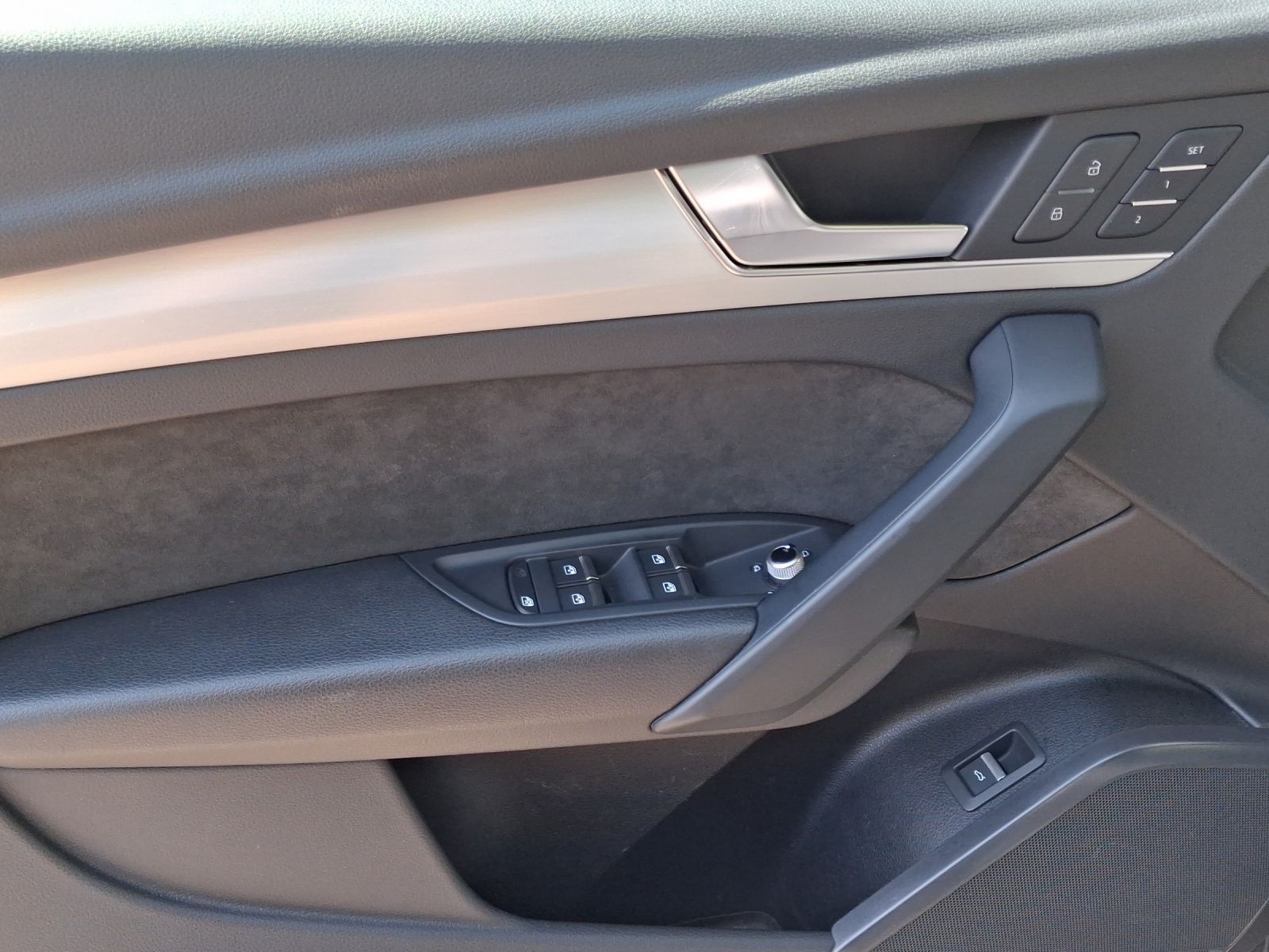Audi SQ5 TDI Q PANO AHK MATRIX NAVI+ KAMERA foto 8