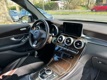 Fahrzeugabbildung Mercedes-Benz GLC 250d 4Matic Exclusive*Distronic*Panorama*