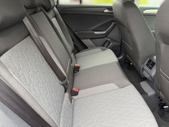 T-Roc 1.5 TSI DSG MOVE +LED+NAVI+KAMERA+ALU 17"+