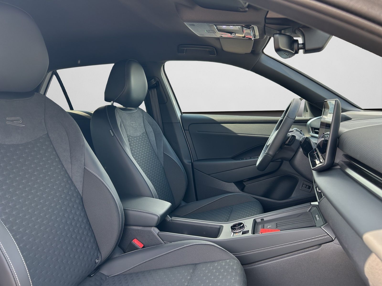 Volkswagen T-Roc - Bild 6