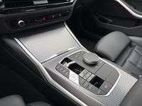 BMW 330 - Vorschau Bild 13