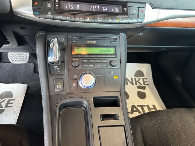 Lexus CT 200h  Dynamic – Hybrid