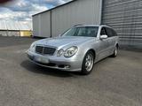 Mercedes-Benz Mercedes W211 270 CDI tschechische Zulassung - Mercedes-Benz 270: Cdi