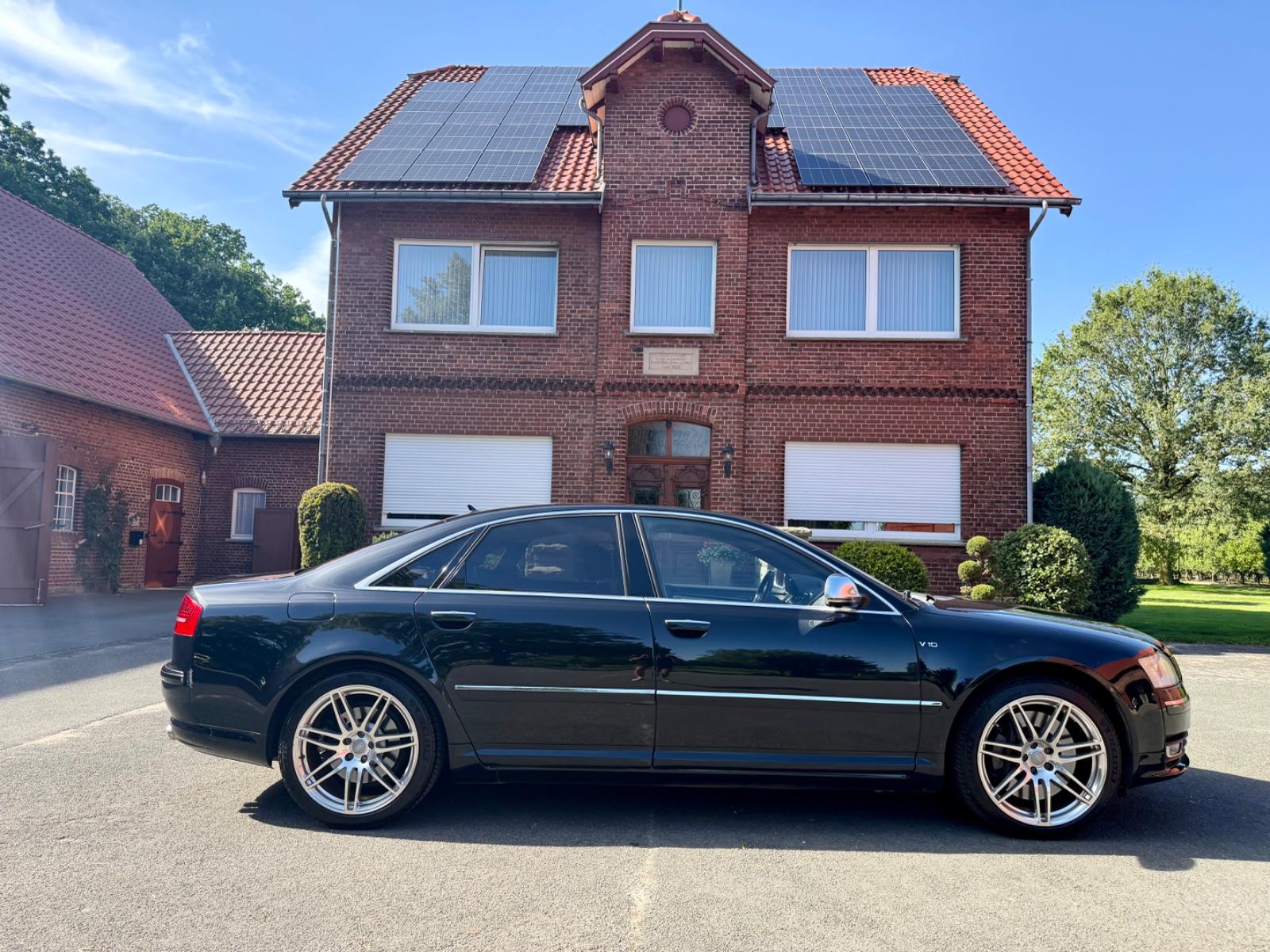 AUDI S8 5.2 QUATTRO V10 450ch - BVA - BANG & OLUFSEN - TOIT PANORAMIQUE - CAMÉRA DE RECUL - JANTES 20"