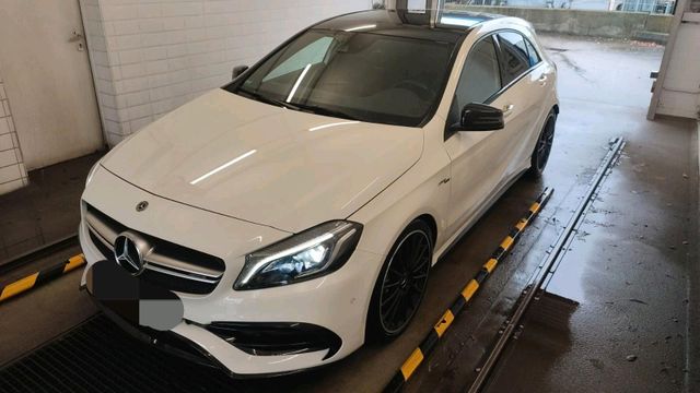 Mercedes-Benz Mercedes A45 AMG