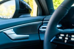 AUDI A6 TDI quattro/ LUFTFAHR./ 21"/ TECH PRO/ S LINE AUDI A6 TDI quattro/ LUFTFAHR./ 21"/ TECH PRO/ S LINE