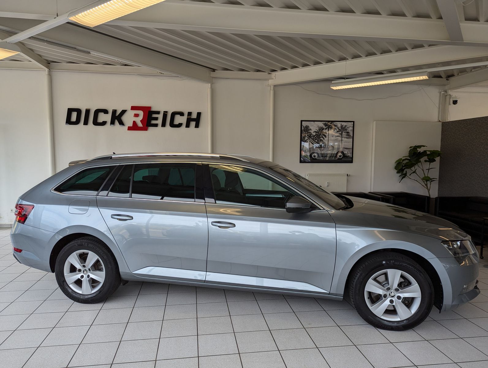 SKODA Superb 1.8 TSI Ambition Bi-Xen SHZ Tempomat AHK - Image 8