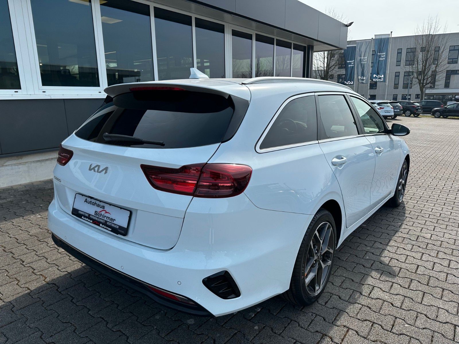 Fahrzeugabbildung Kia cee'd Sportswagon 1,5T-GDI AT Ultimat Style