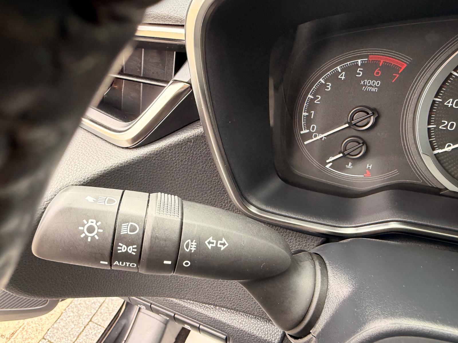 Toyota Corolla Hybrid Active *NAVI*KAMERA*ABSTANDSTEMP*