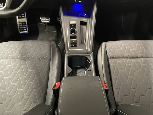 Golf VIII Variant Goal 1.5 eTSI DSG AHK NAVI