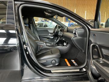 Mercedes-Benz A 180 *SitzBelüftungHZ*Spurhalte*Night*ACC*LED*