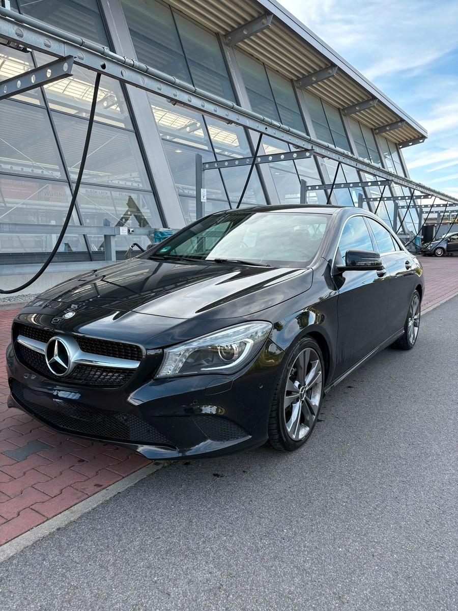 Mercedes-Benz CLA 180