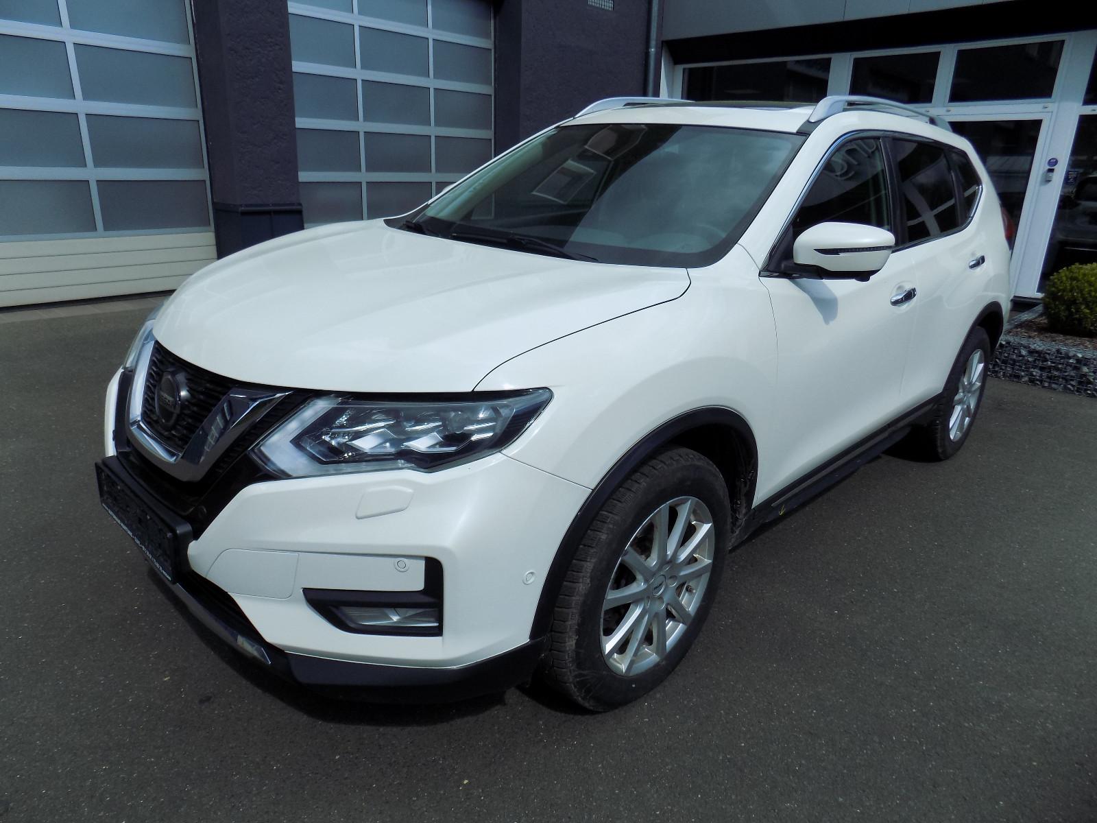 Nissan X-Trail 1.7 dCi TEKNA 4x4i   Leder LED Pano AHK
