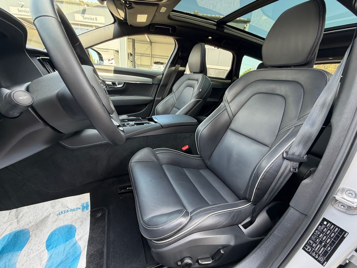 Volvo V90 Ultra Dark Recharge AWD StandHZG HUD Luftfah foto 11
