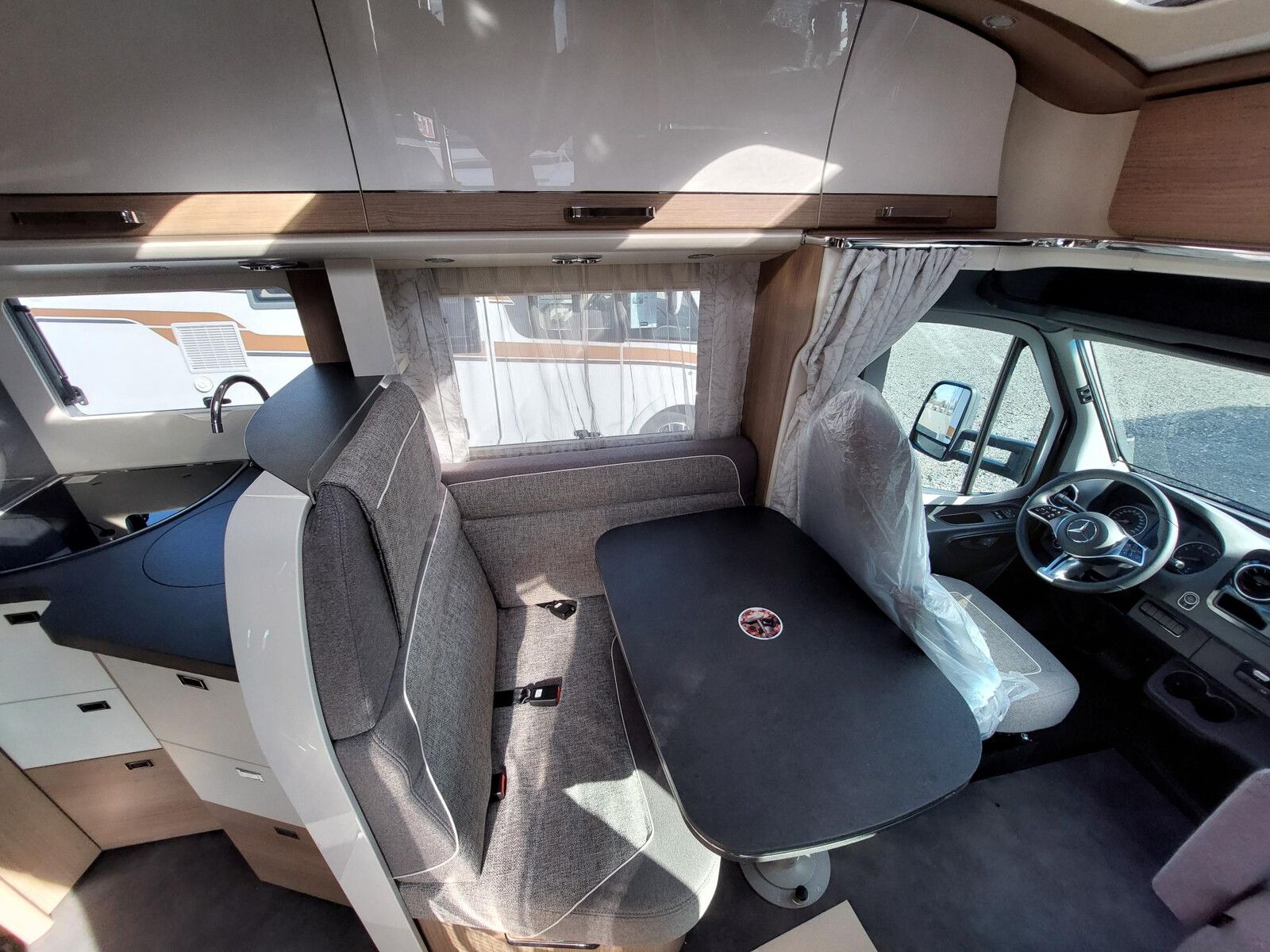 Fahrzeugabbildung Malibu T 450 RB LE lightweight MB TV Markise AKTION