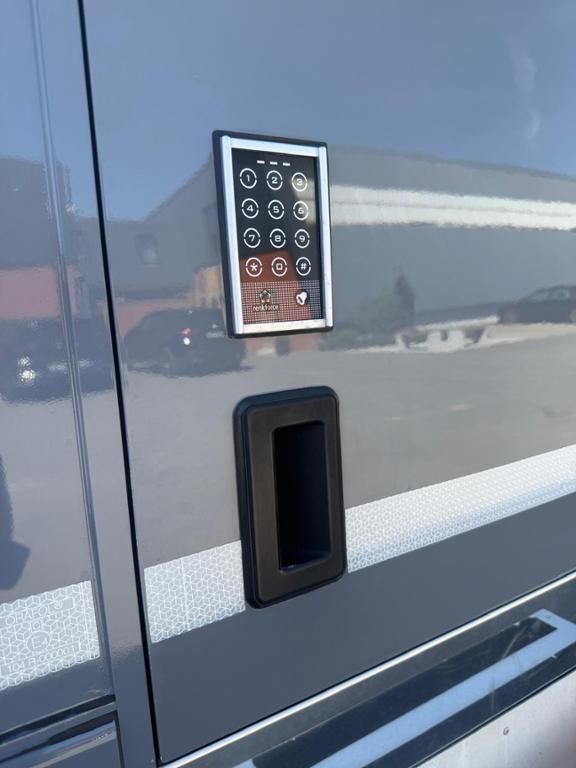 Fahrzeugabbildung Mercedes-Benz Actros 2553 L 6x2 6-Pferde Pop-Up Pop-Out