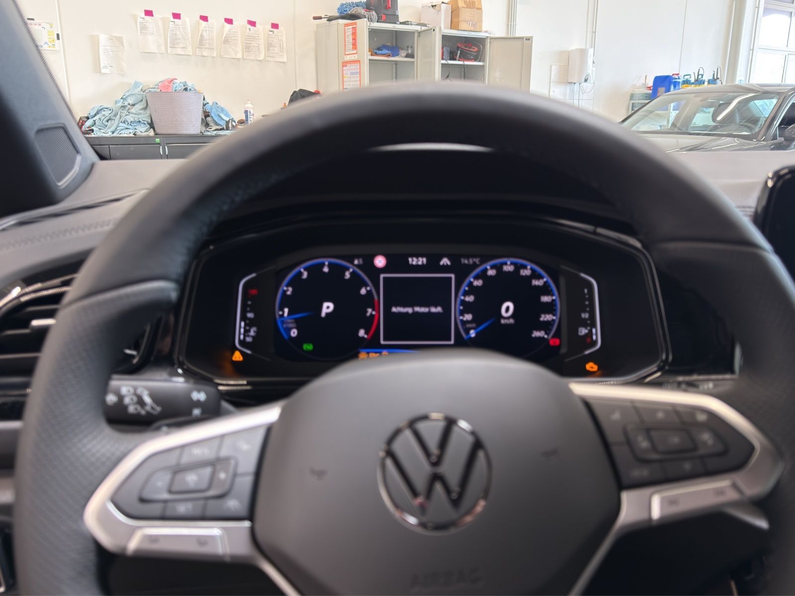 Volkswagen T-Roc - Bild 9