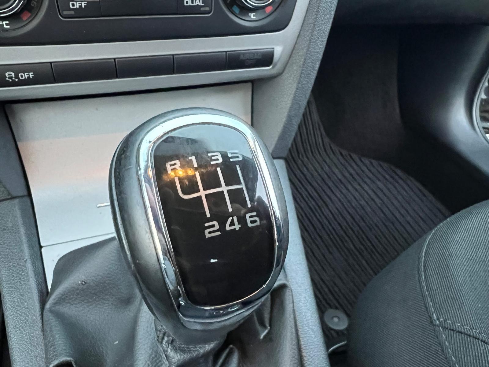 Skoda Octavia 2012 — photo 33