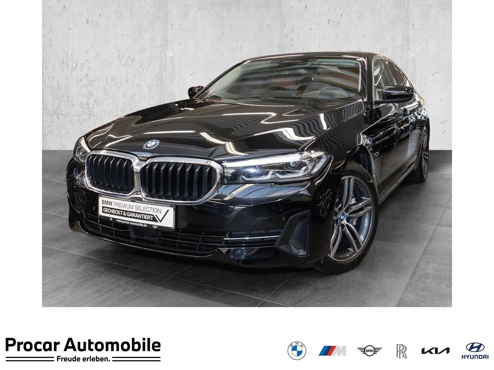 BMW 530e A Head-Up HiFi DAB WLAN Komfortzg. Shz PDC